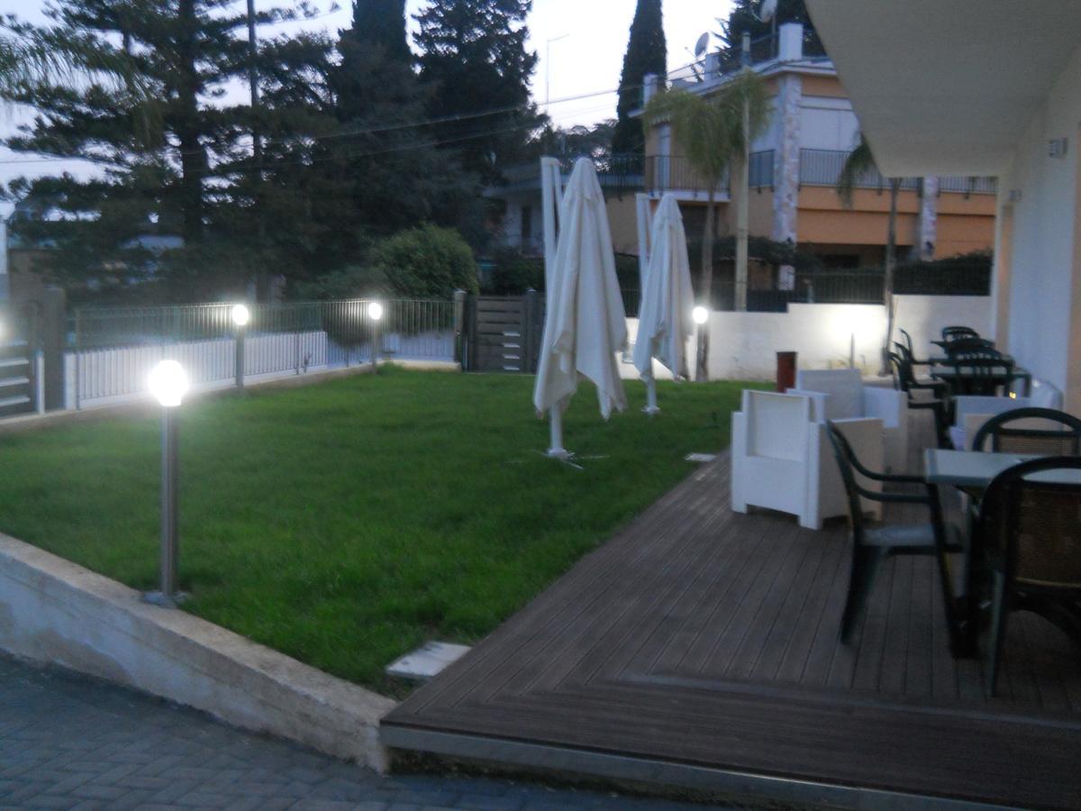 White Beach Beb Fontane Bianche Dış mekan fotoğraf