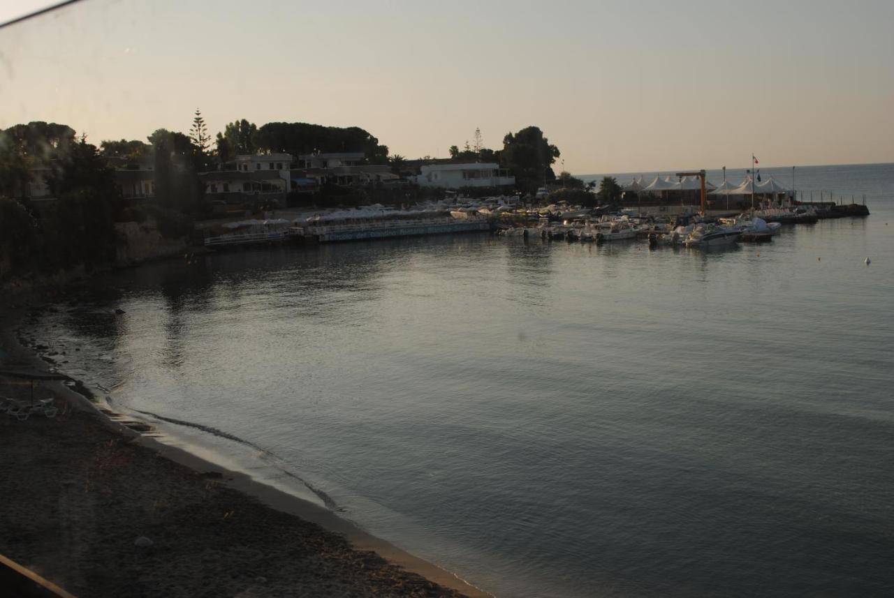 White Beach Beb Fontane Bianche Dış mekan fotoğraf
